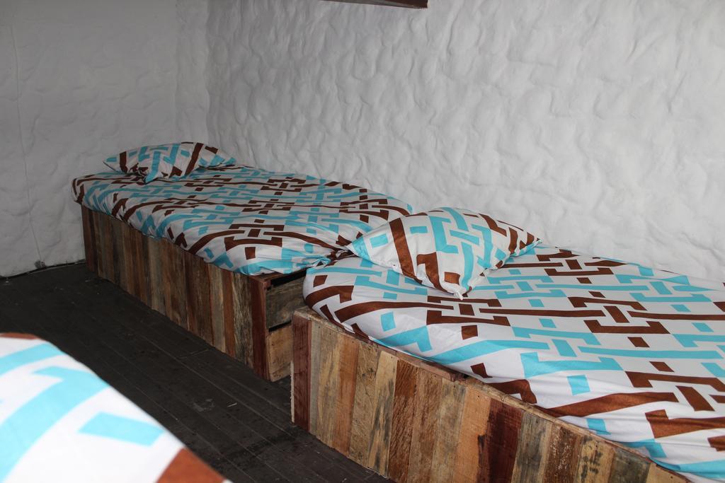Mila Hostel Medellin Bagian luar foto