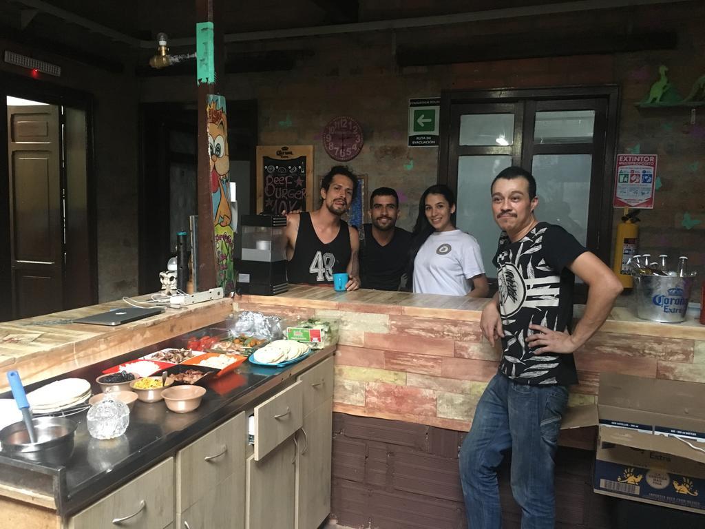 Mila Hostel Medellin Bagian luar foto
