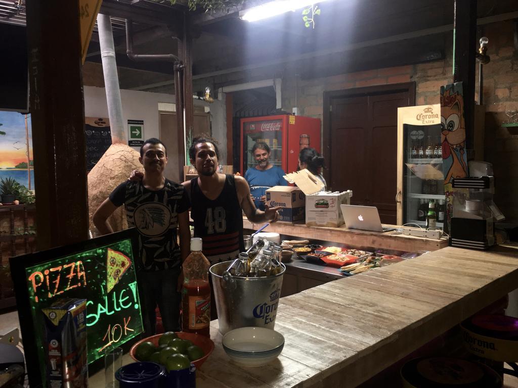 Mila Hostel Medellin Bagian luar foto